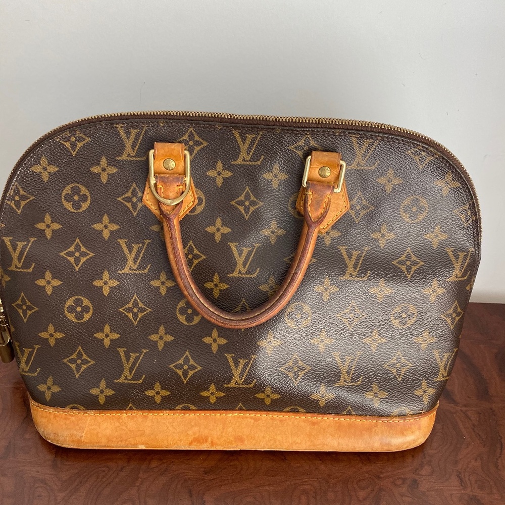 Louis Vuitton Alma PM Bag